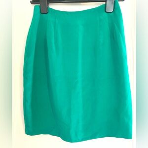 Ellen Tracy emerald green silk skirt
